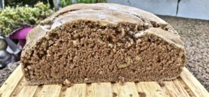 Dinkel-Walnuss-Brot
