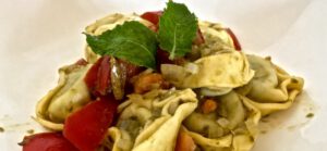 Tortellinisalat