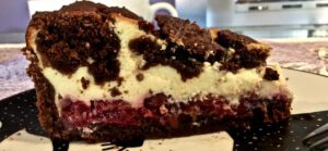 Russischer Zupfkuchen mit Kirschen