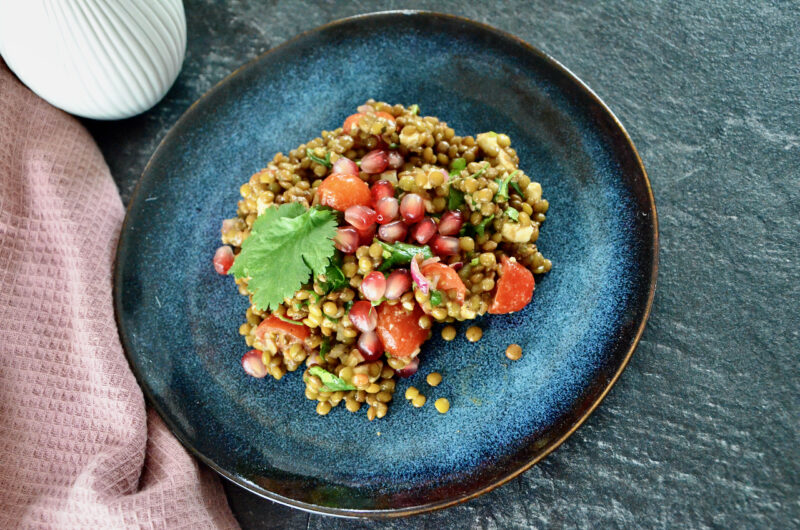 Linsensalat mit Granatapfelkernen