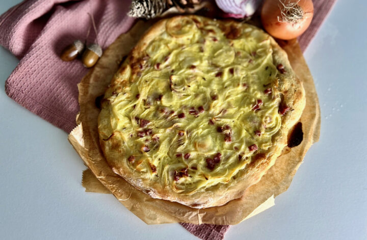 Zwiebelrahmfladen