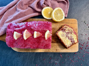 Zitronen-Himbeer-Marmorkuchen