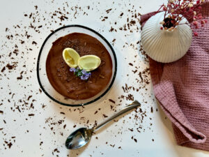 Veganes Mousse au Chocolat