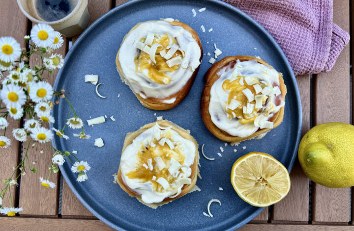 Zitronen-Buttermilch-Schnecken