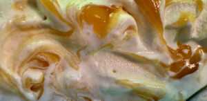 Buttermilch-Zitroneneis