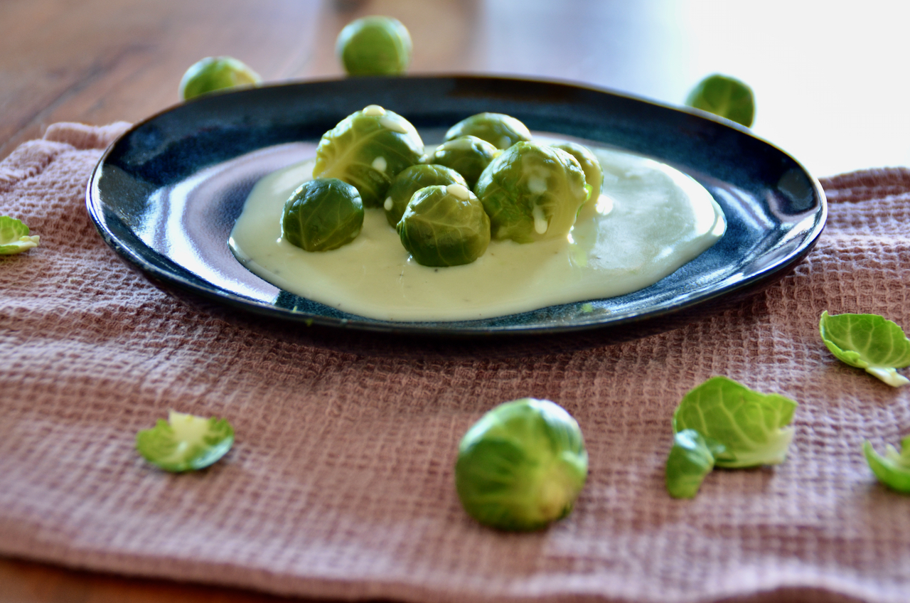 Rosenkohl mit Béchamelsoße – Omas Rezeptewelt