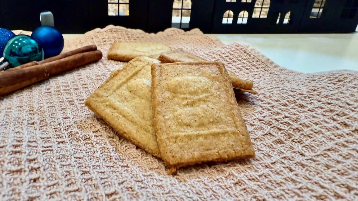 Das beste Spekulatius Rezept für die Adventszeit – knusprig ... Das beste Spekulatius Rezept für die Adventszeit – knusprig ...